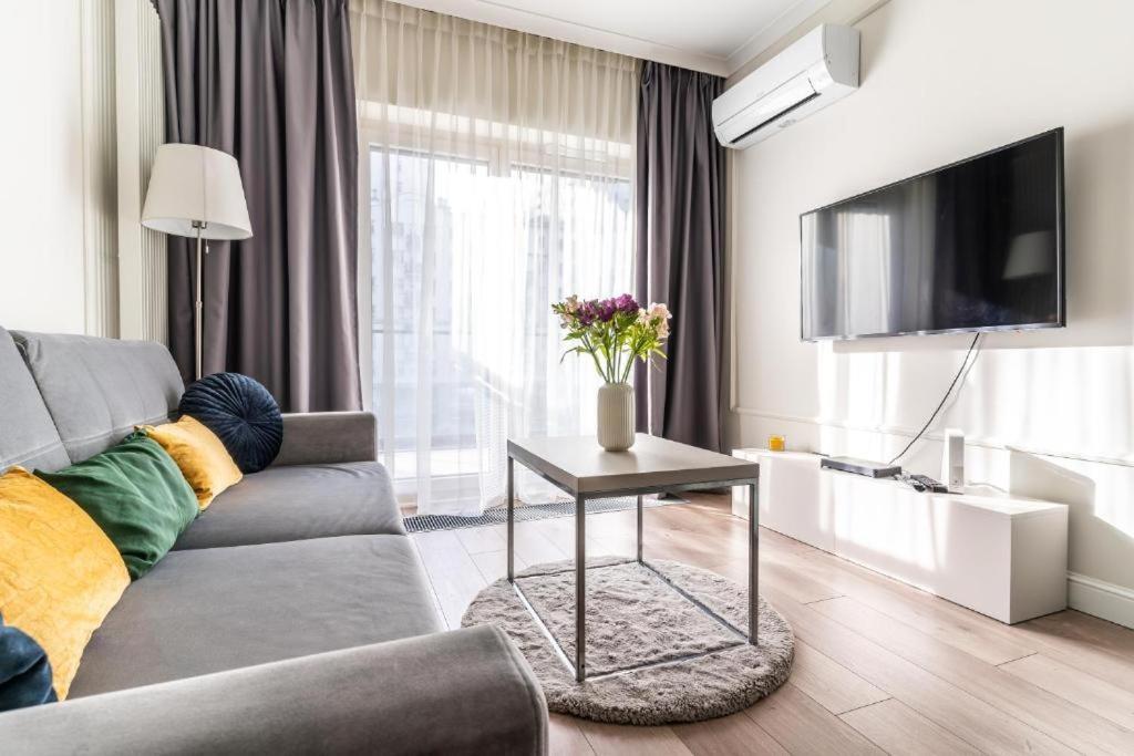 Mennica Residence Apartments 华沙 外观 照片